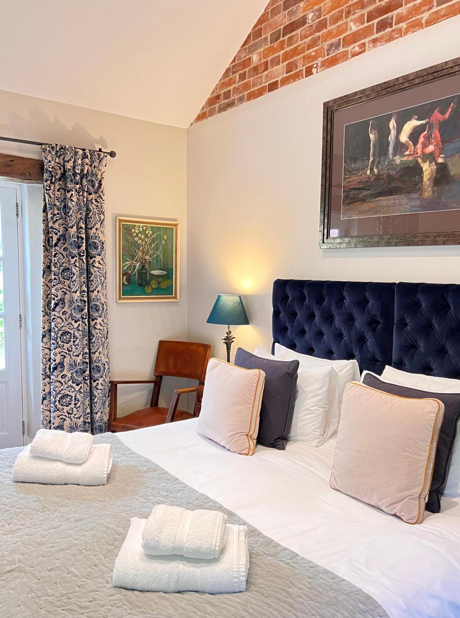 The Brisley Bell Hotel ภายนอก รูปภาพ